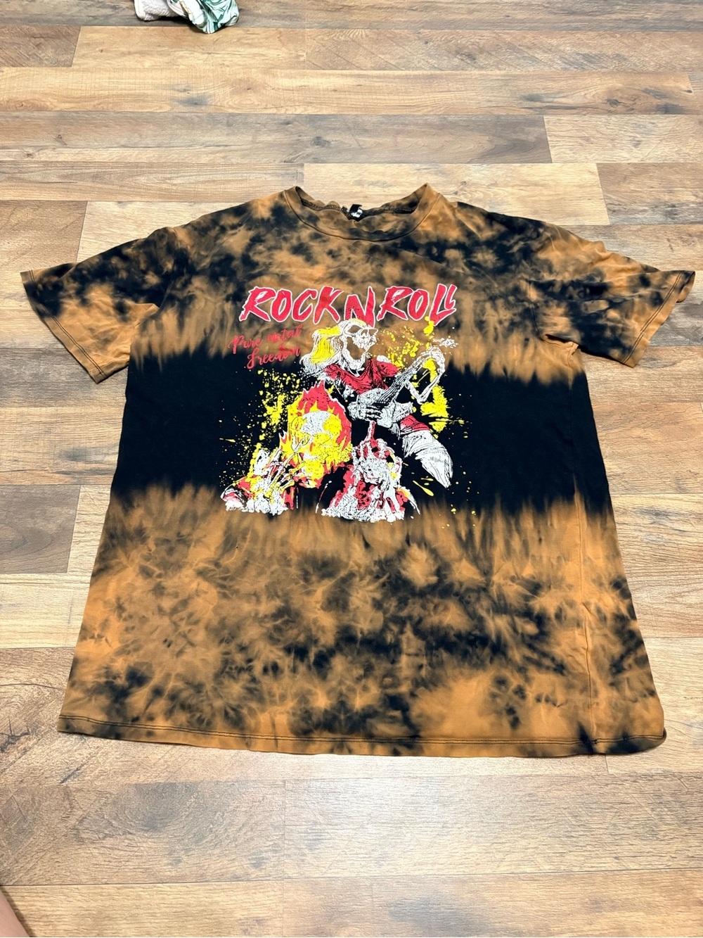 Fashion Nova Rock N Roll Graphic Tee – Women’s XL Bleach Tie Dye Band Tee